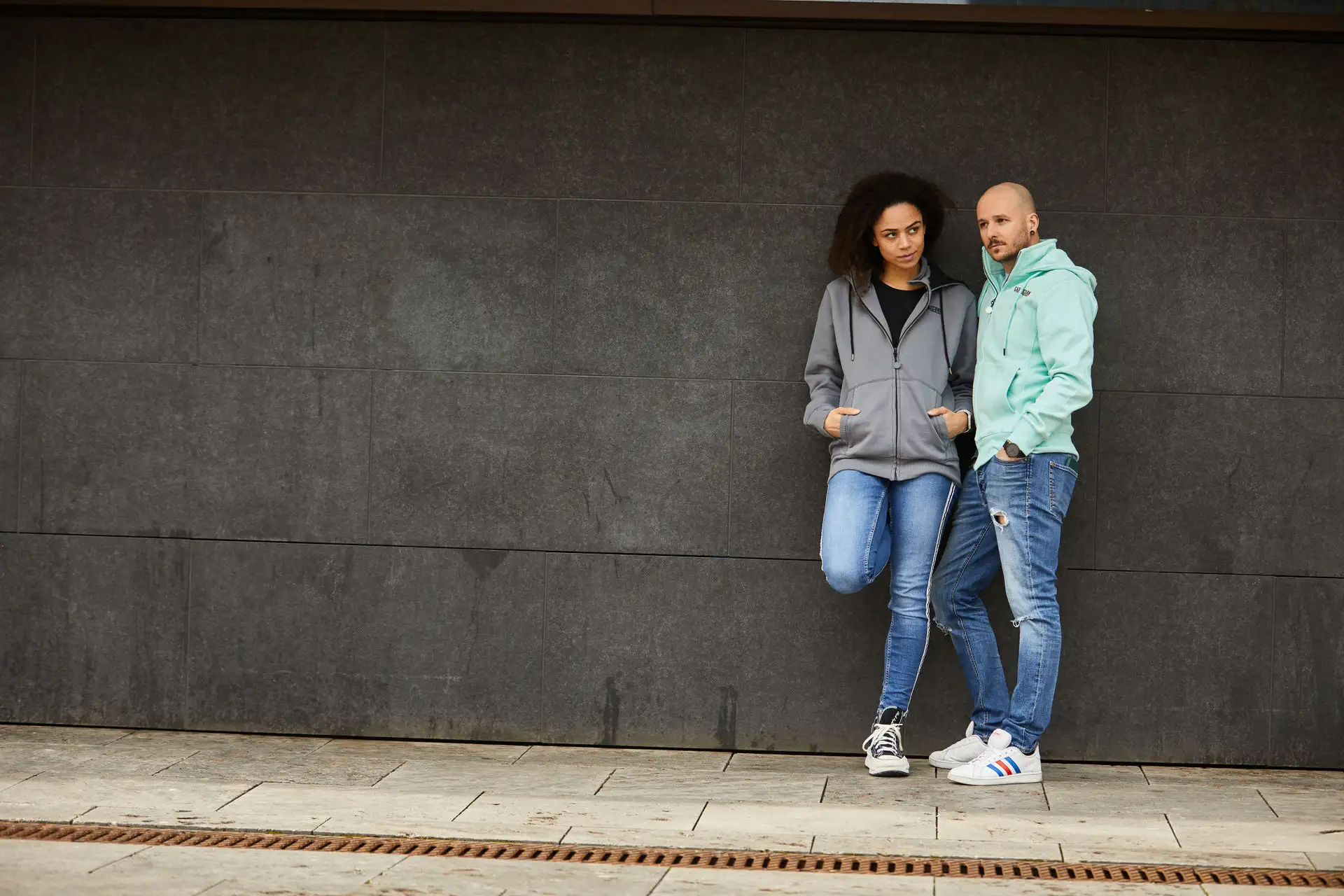 Kapuzenjacken grau und mint