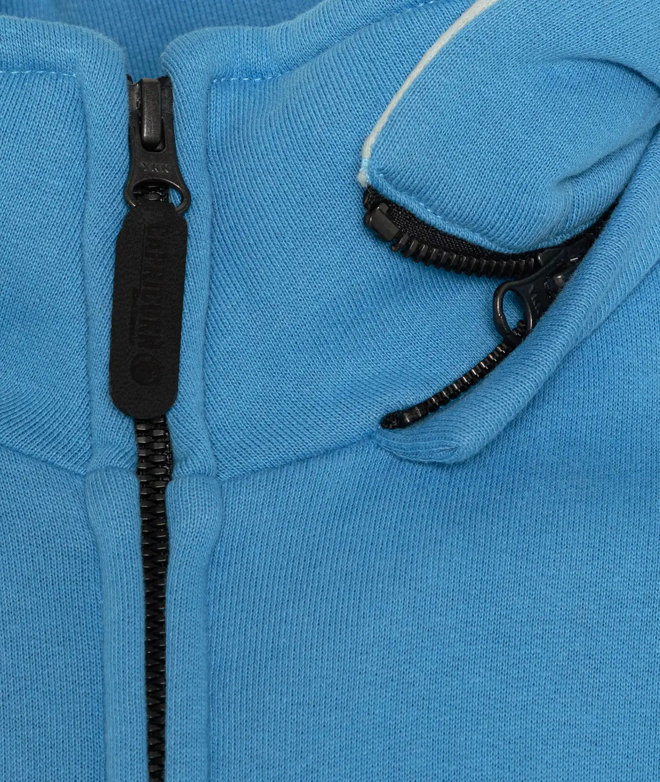 Abnehmebare Kapuze mit Reißverschluss