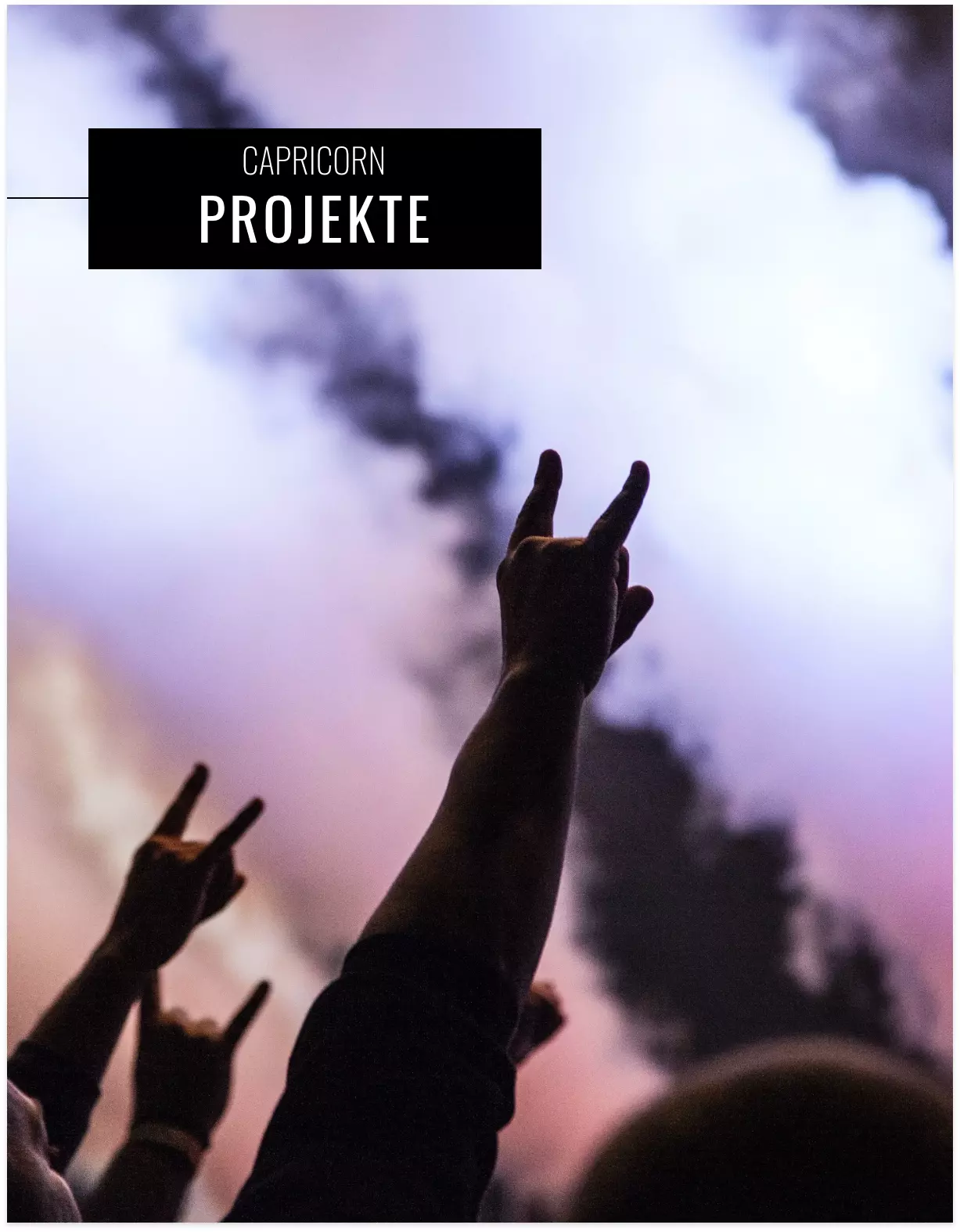 Hände jubelnd bei live Konzert