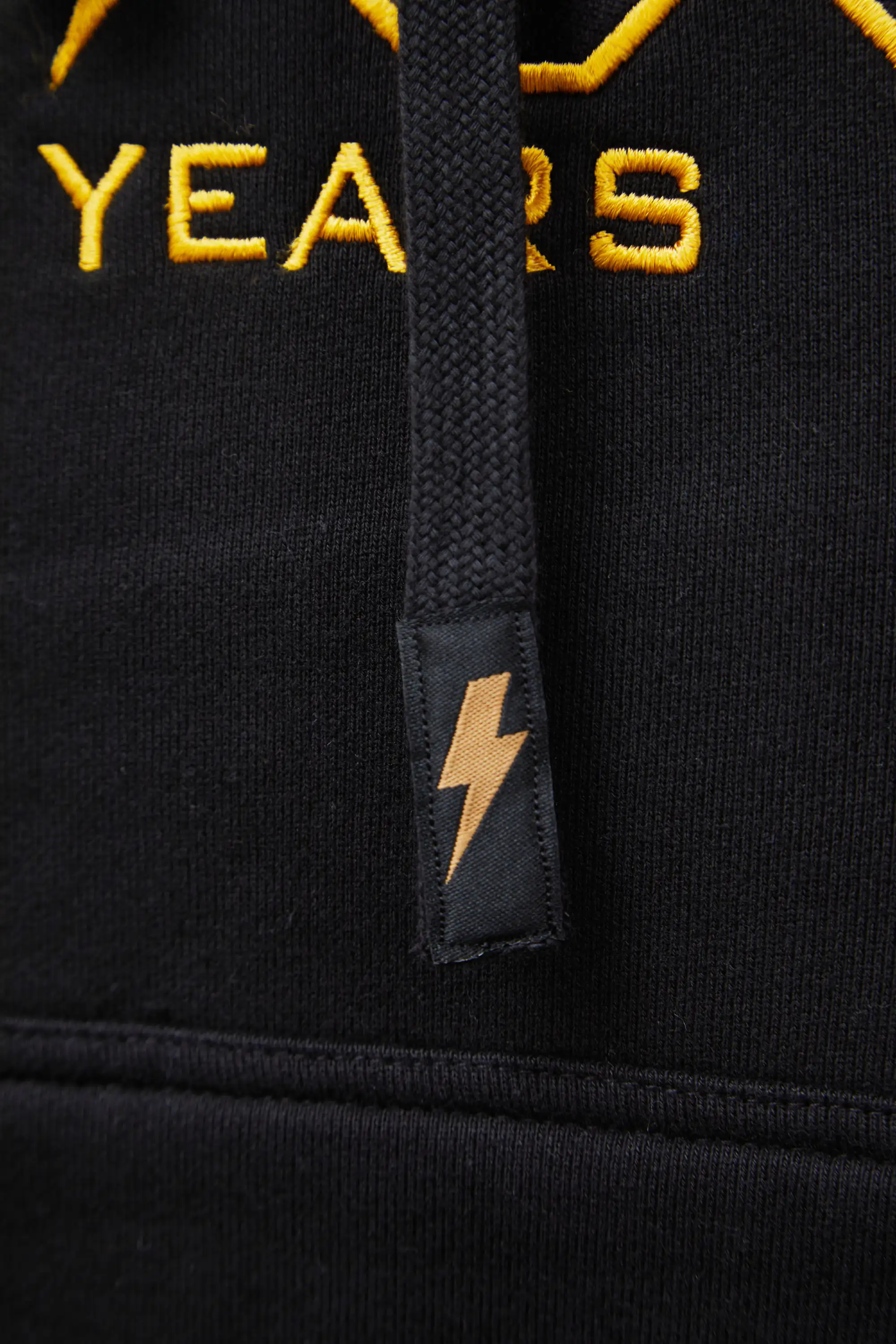 AC/DC Hoodie Kapuzenband mit gewebtem Blitz Label