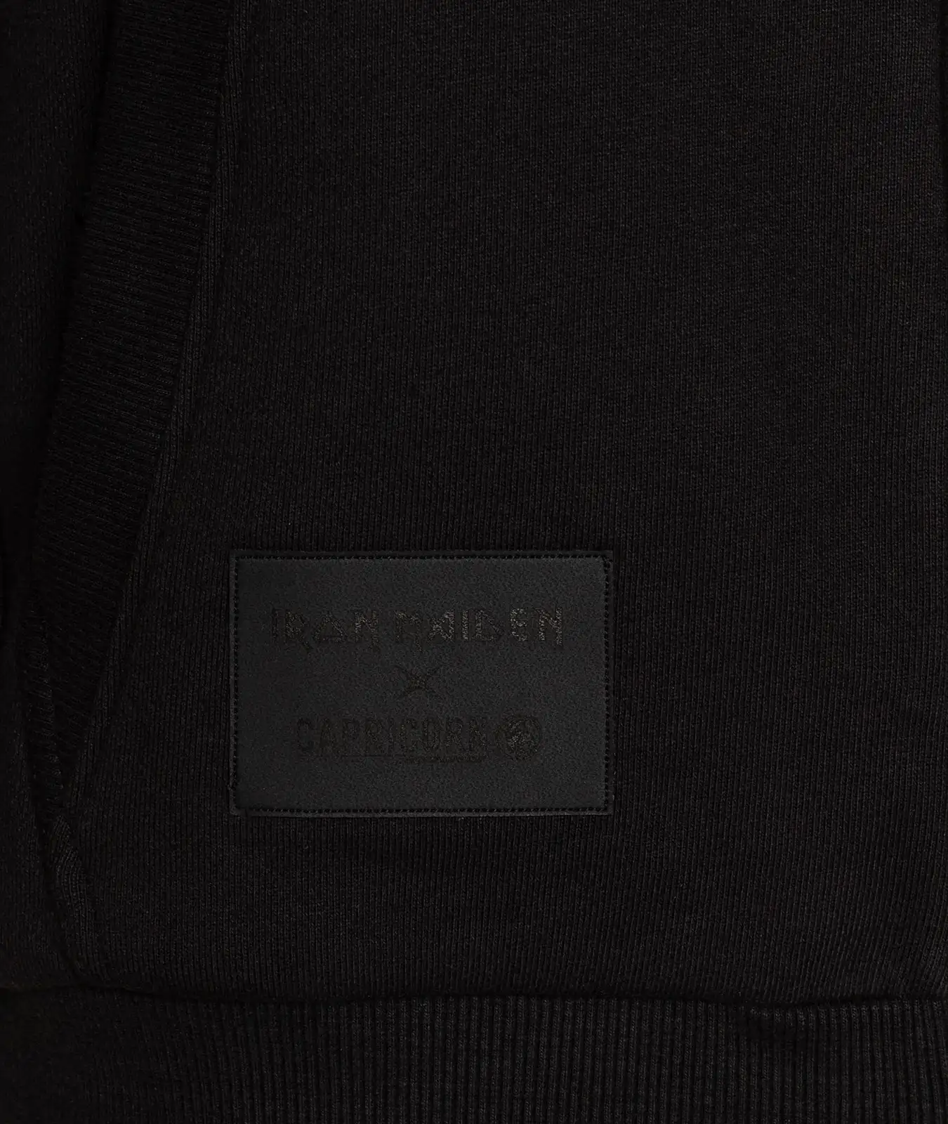 Iron Maiden Powerslave Kapuzebjacke Taschenlabel Detailansicht